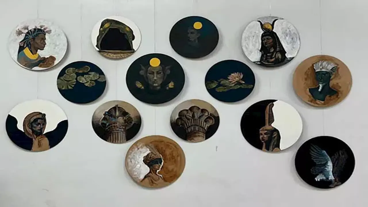 “نترو في الذكاء الاصطناعي”.. معرض يفضح تشوهات الخوارزميات في تخيّل الآلهة